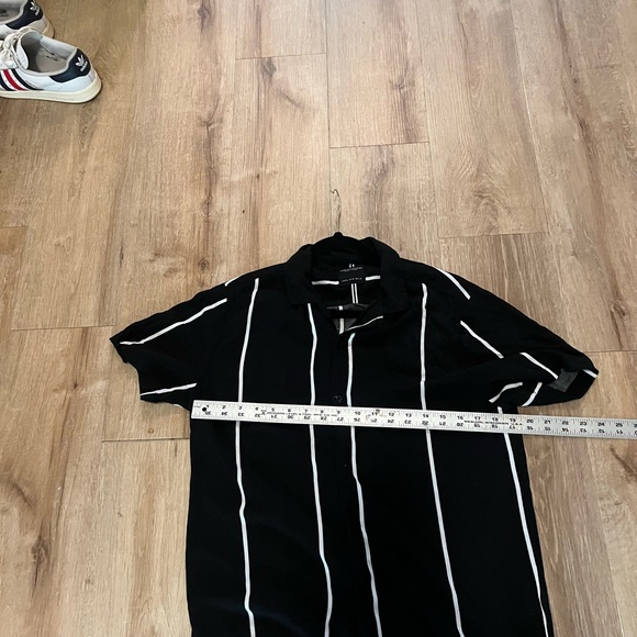 Denim And Flower Men’s Black and White Striped Casual Button Up Shirt Medium - Picture 5 of 5